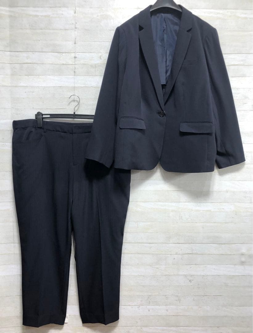 新品☆6L紺系ストライプ♪ストレッチパンツスーツ♪お仕事・通勤〇G284