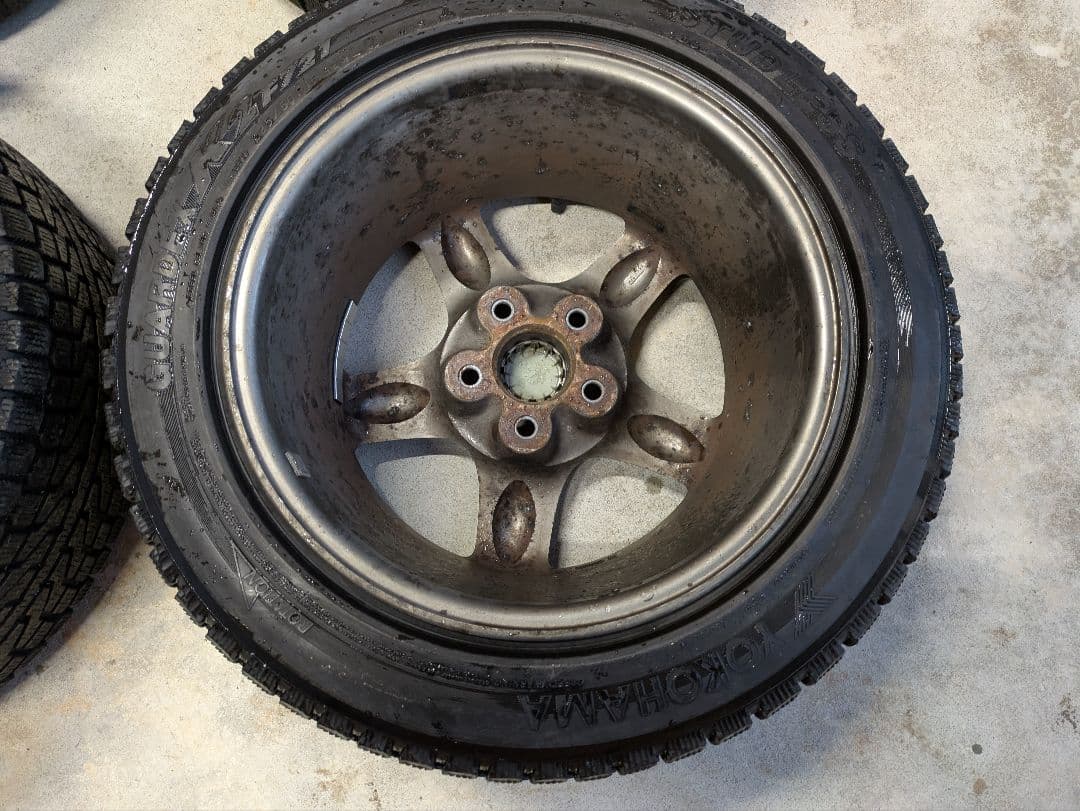 BNR32 純正ホイール(スタッドレスタイヤ付き)