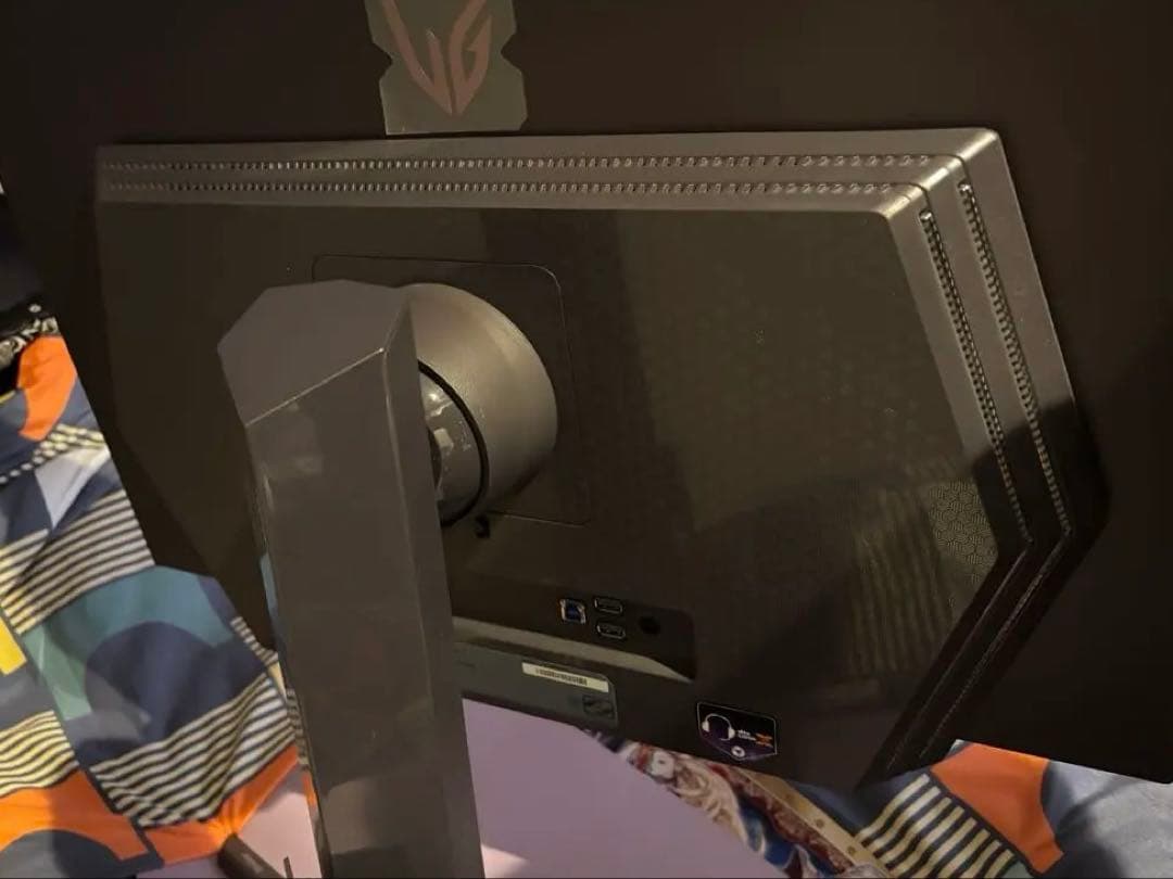 ディスプレイ・モニター本体 LG UltraGear 27GR95QE