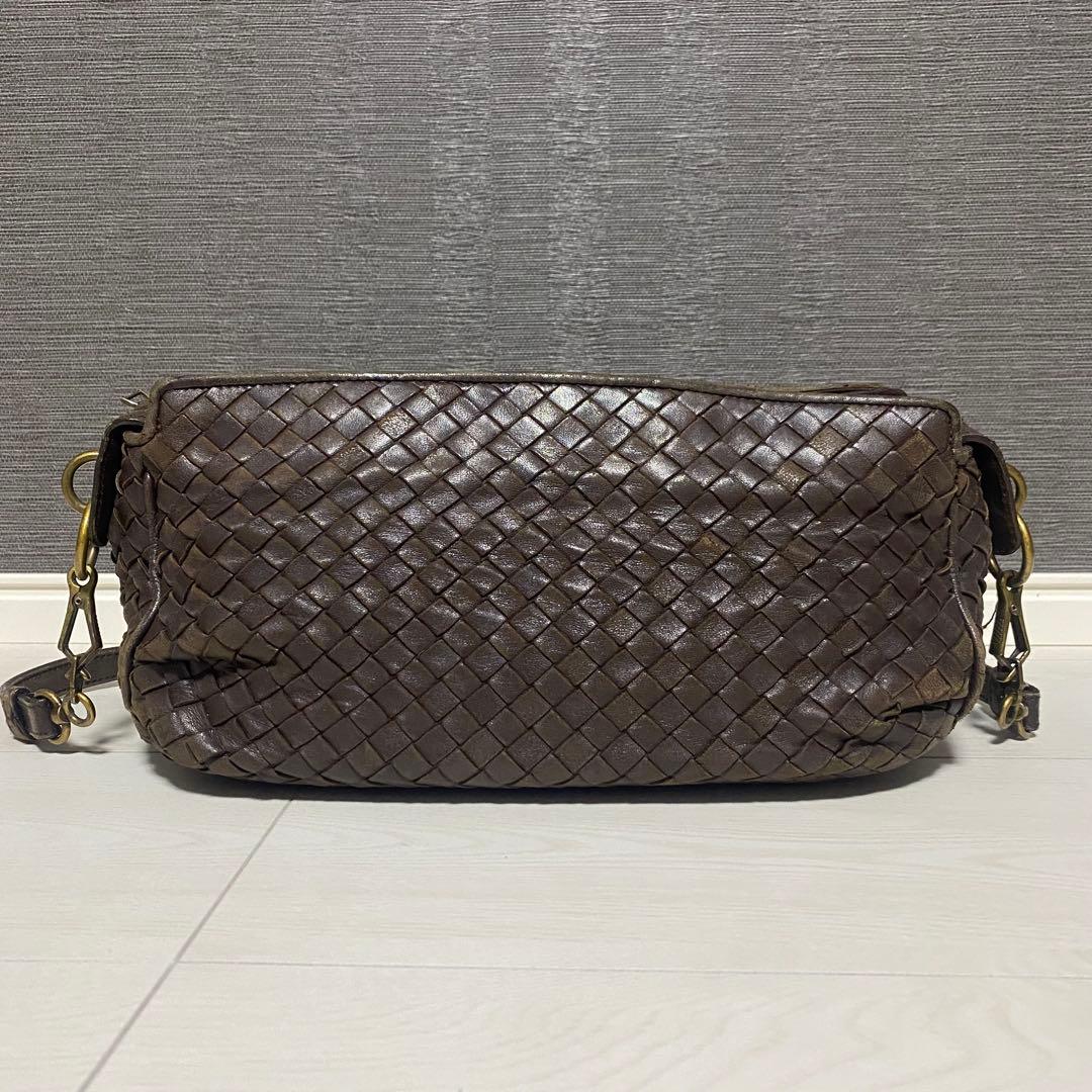 BOTTEGA VENETA イントレチャート ショルダーバッグ レザー