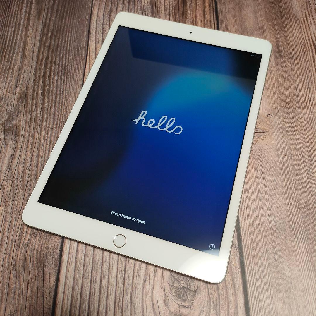 apple iPad 第7世代 32GB SIMフリー シルバー 美品