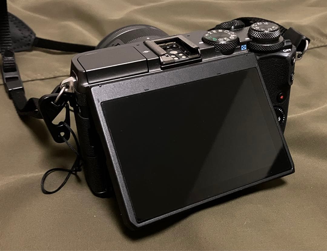 Canon EOS M6 ダブルズームキット