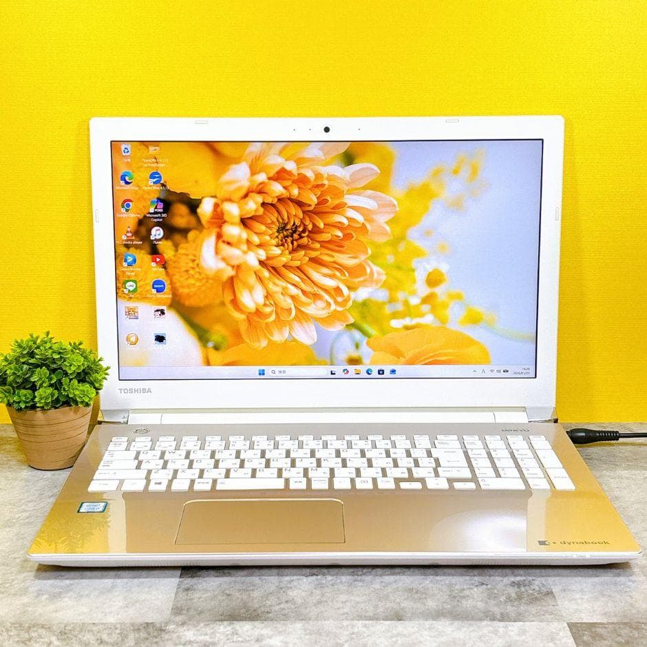 新品SSD480GB搭載で快適✨フルHD カメラ付き 薄型 Windows11