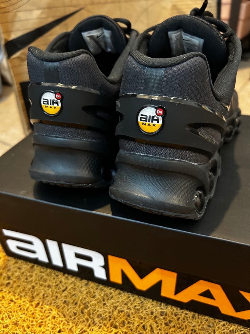 Air Max Dn8 トリプルブラック 26cm