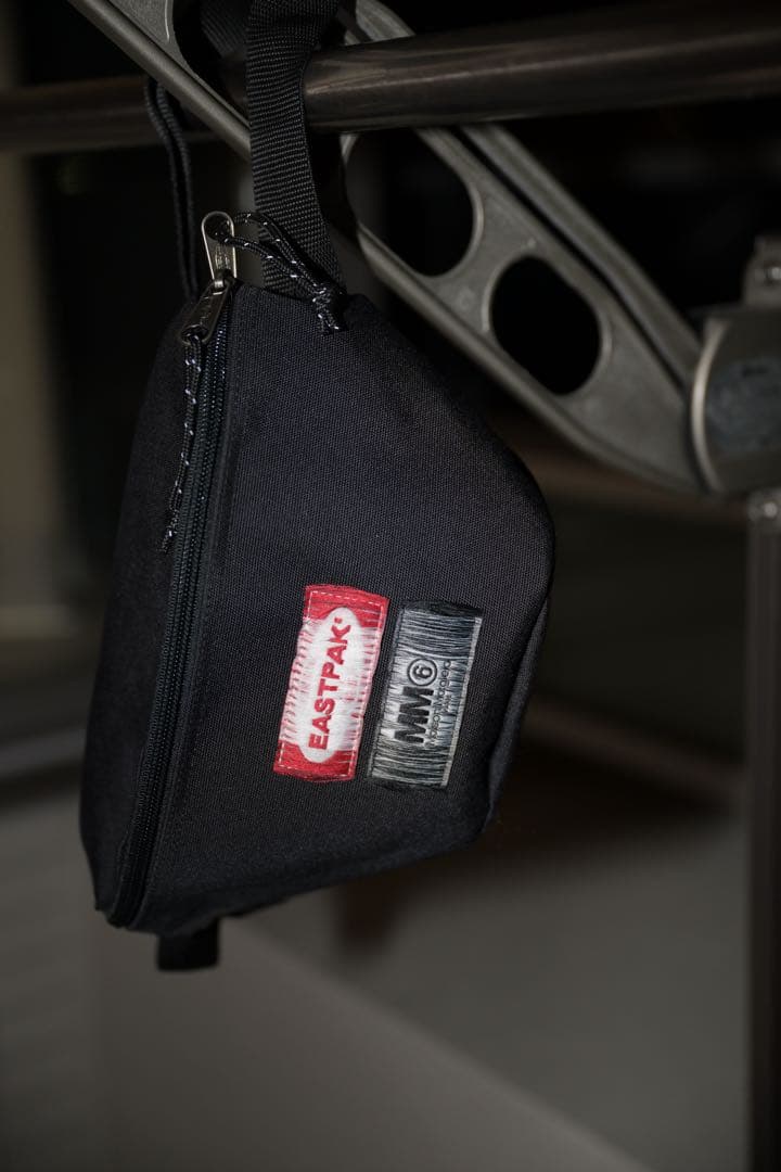 mm6×eastpak ウエストポーチ