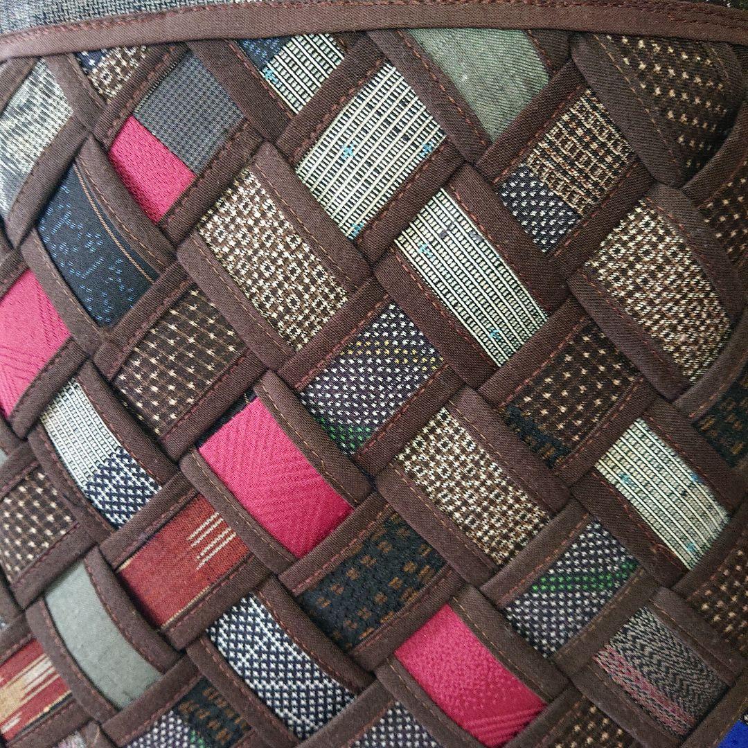多彩な色合いの紬 着物リメイク トートバッグ ハンドメイド 編み込みデザイン