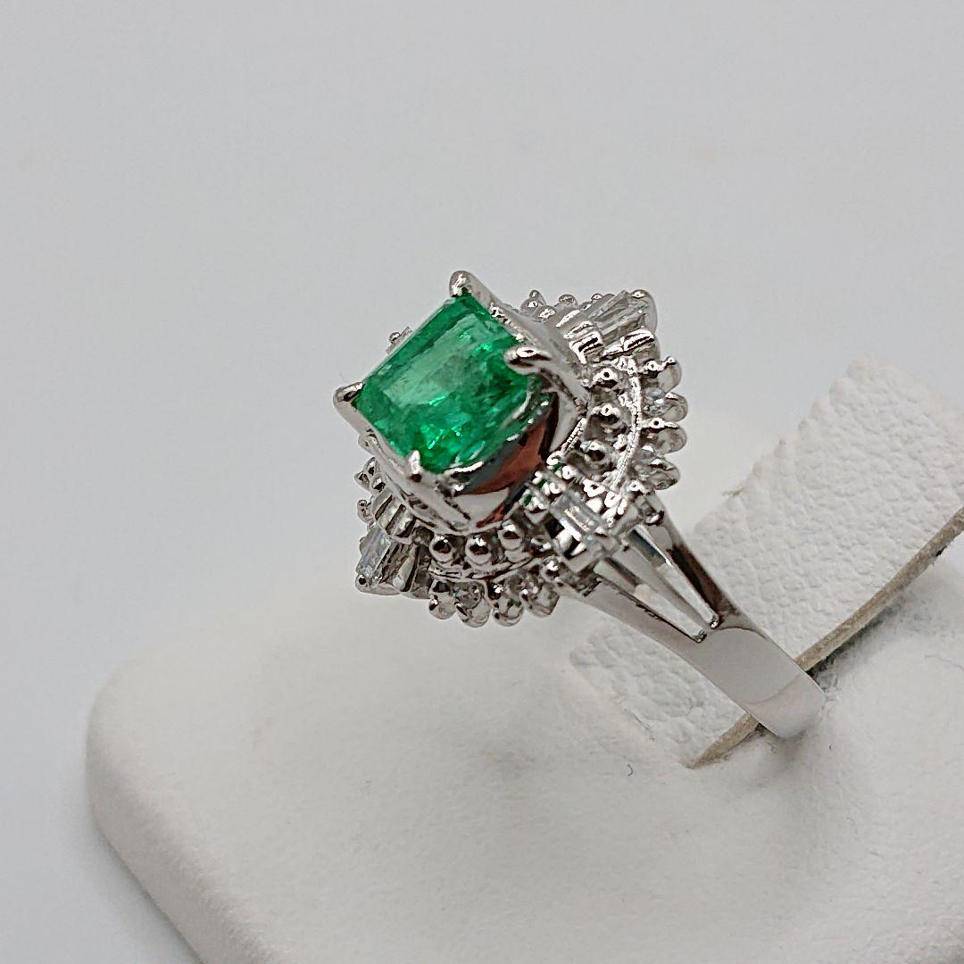 あで様天然エメラルド取り巻きリング 天然ダイヤモンドリング プラチナ900