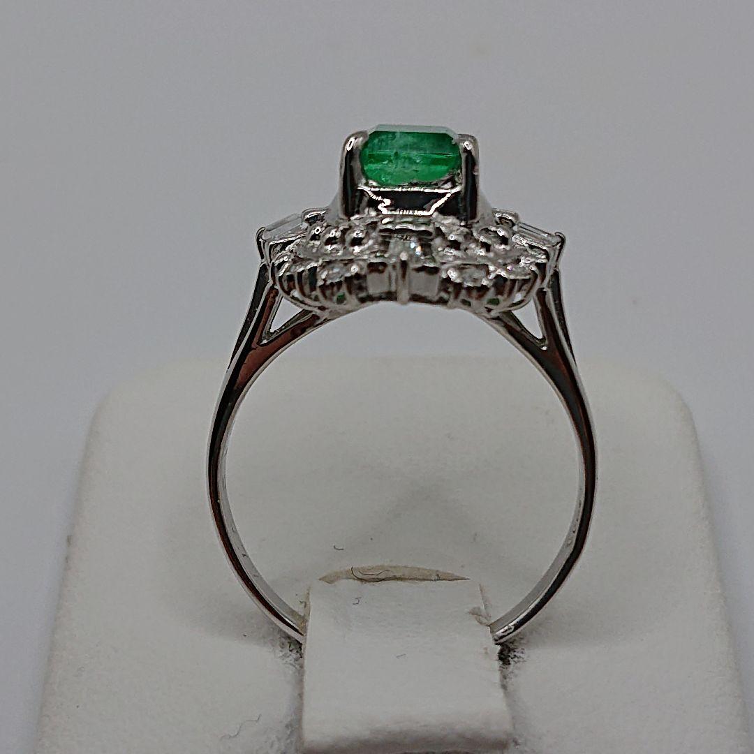 あで様天然エメラルド取り巻きリング 天然ダイヤモンドリング プラチナ900