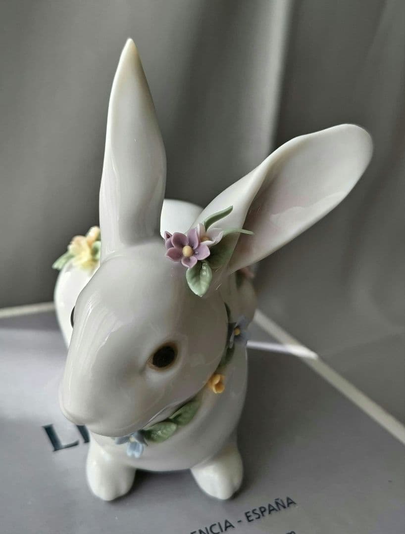 ❶リヤドロ 花飾りの白うさぎ 置物 インテリア ヴィンテージ