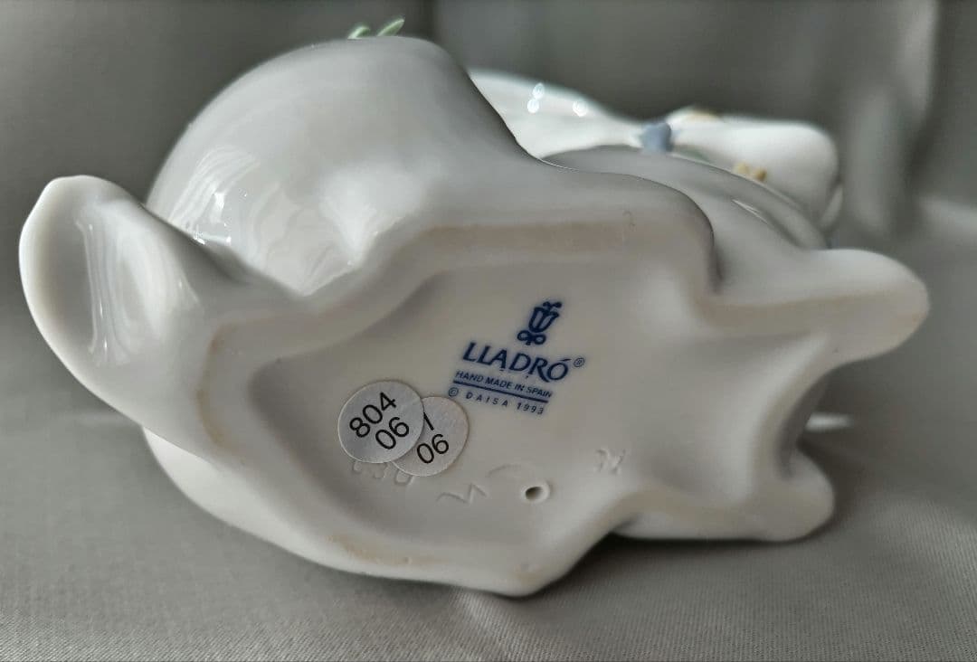 ❶リヤドロ 花飾りの白うさぎ 置物 インテリア ヴィンテージ