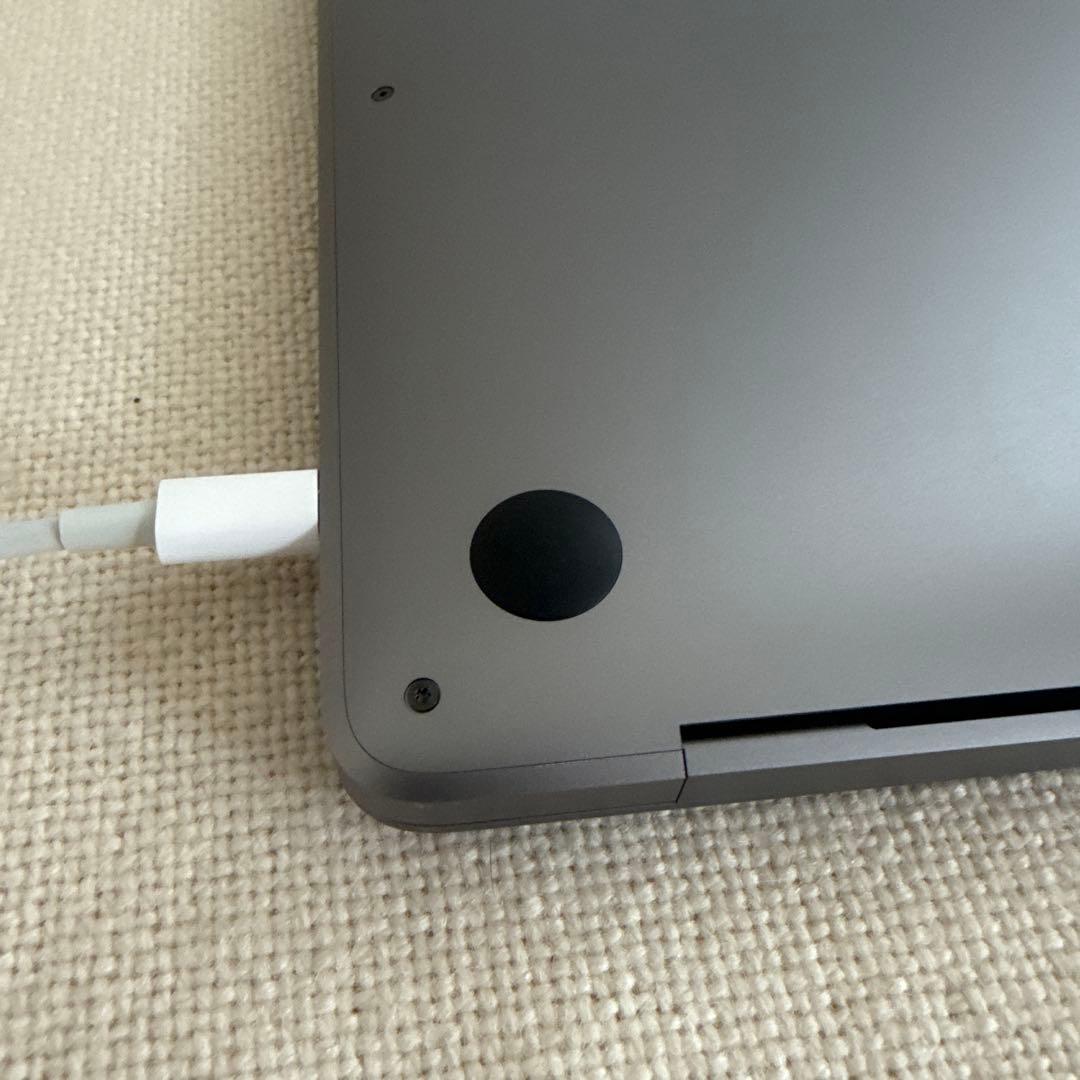 12.24まで MacBook Air スペースグレー 未使用 13インチ　M1