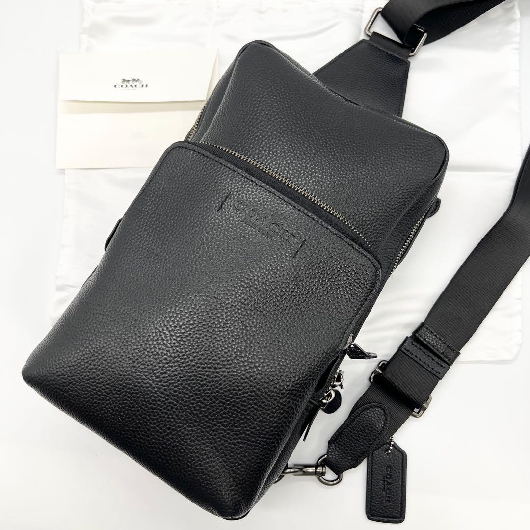ほぼ未使用✨コーチ　ボディバッグ　ゴッサム　シボ革　ブラック　現行　C5331
