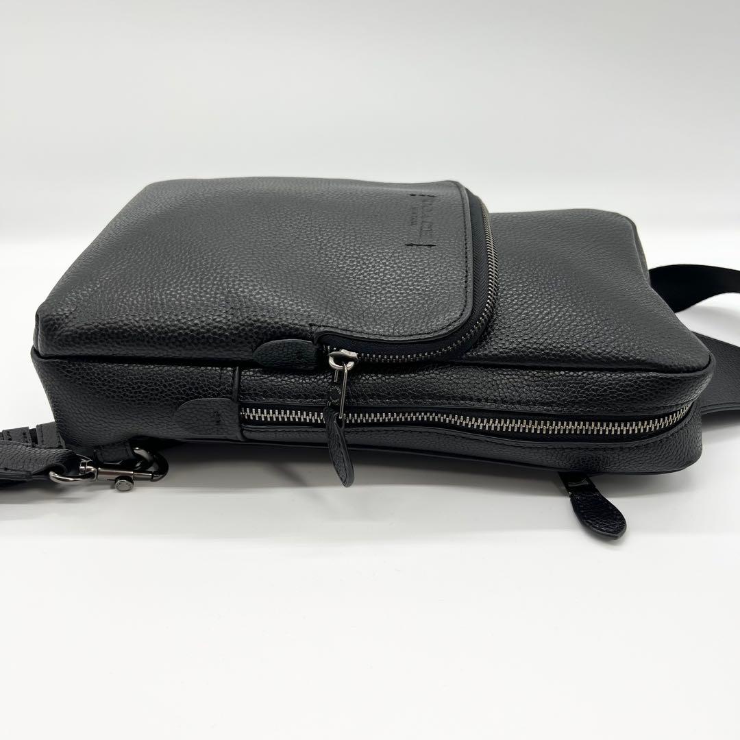 ほぼ未使用✨コーチ　ボディバッグ　ゴッサム　シボ革　ブラック　現行　C5331