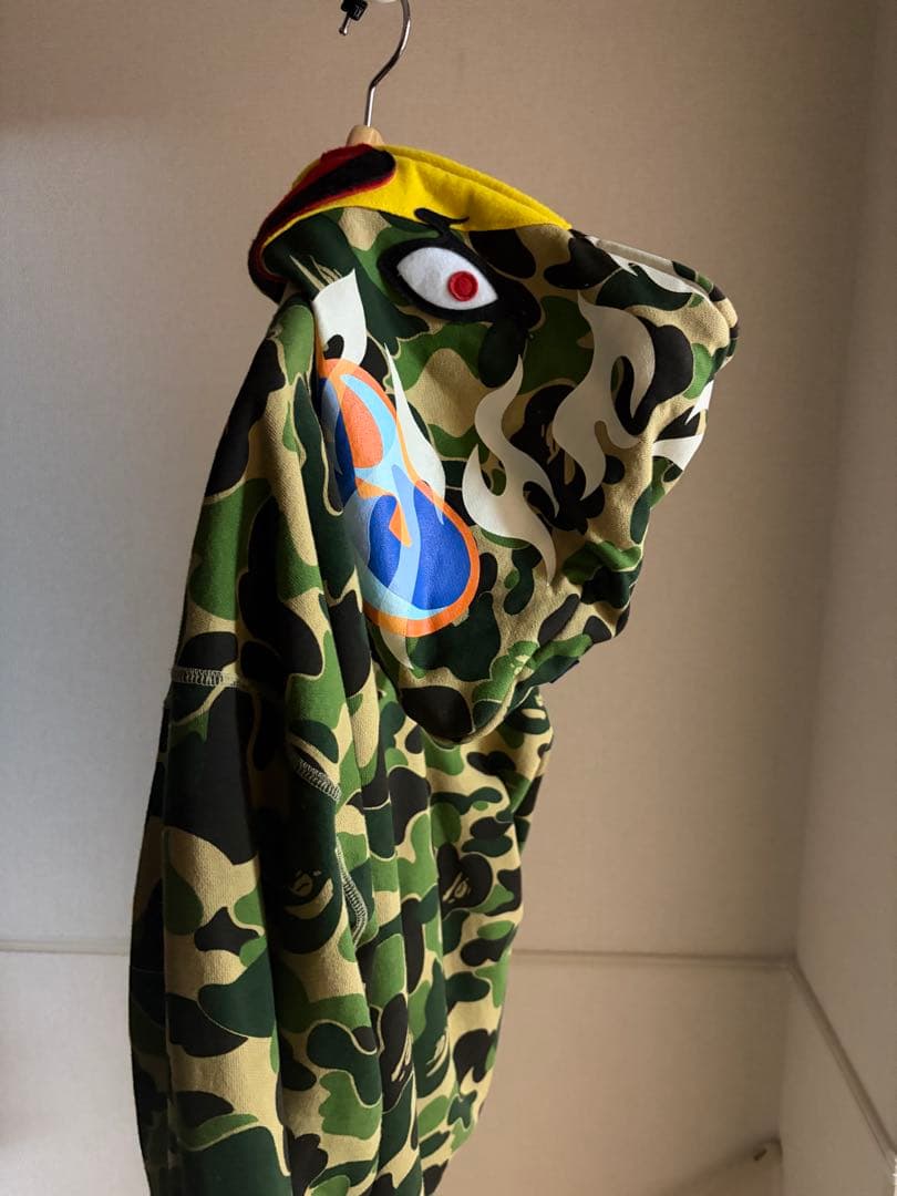 A BATHING APE READYMADE コラボパーカー