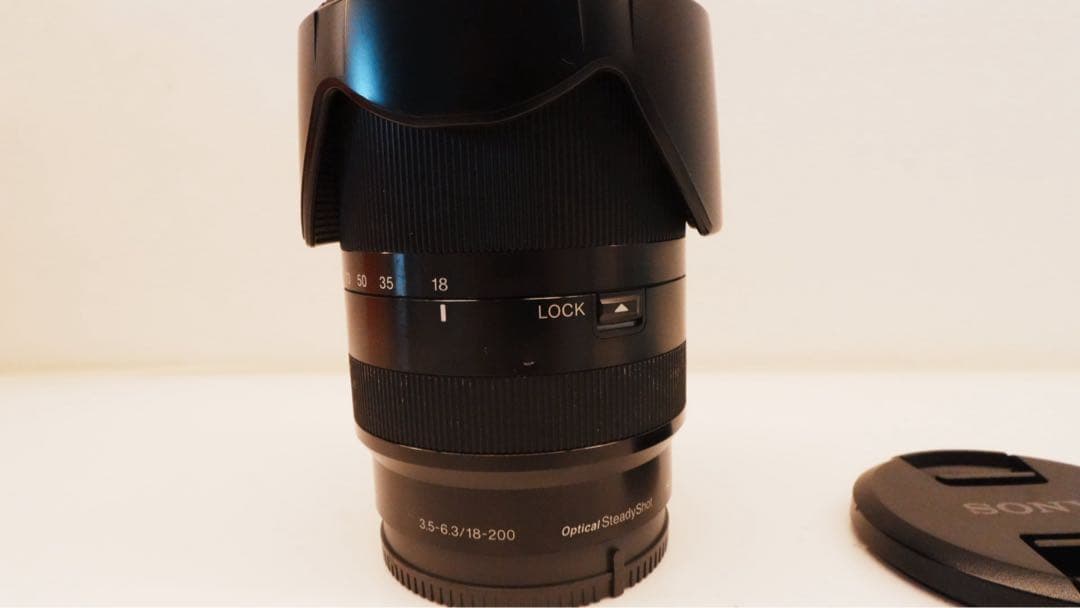 【秋分の日特価】SONYαレンズE18-200mm F3.5-6.3OSS LE