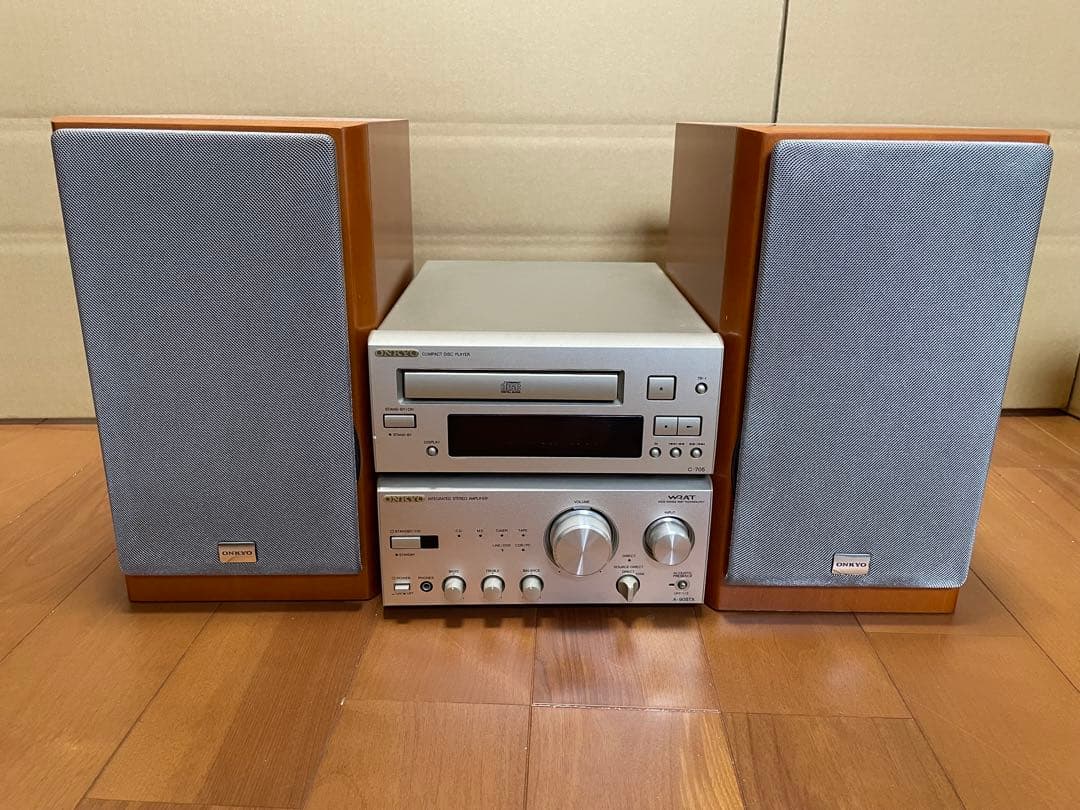 ONKYOスピーカーコンポ