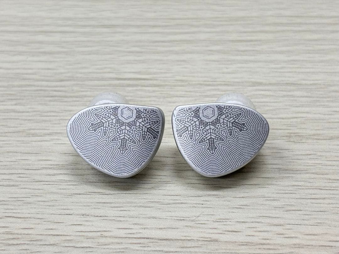 水月雨(MOONDROP) Aria  Edition