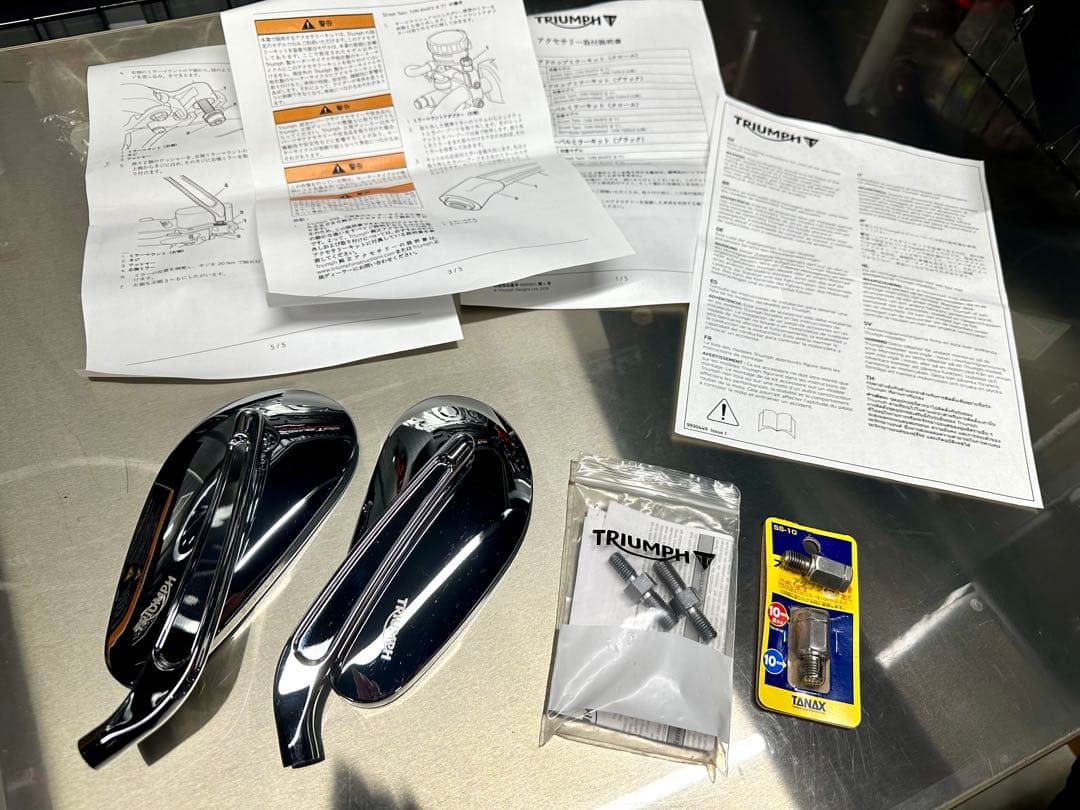 未使用 TRIUMPH トライアンフ純正 ティアドロップ ミラー （クローム）