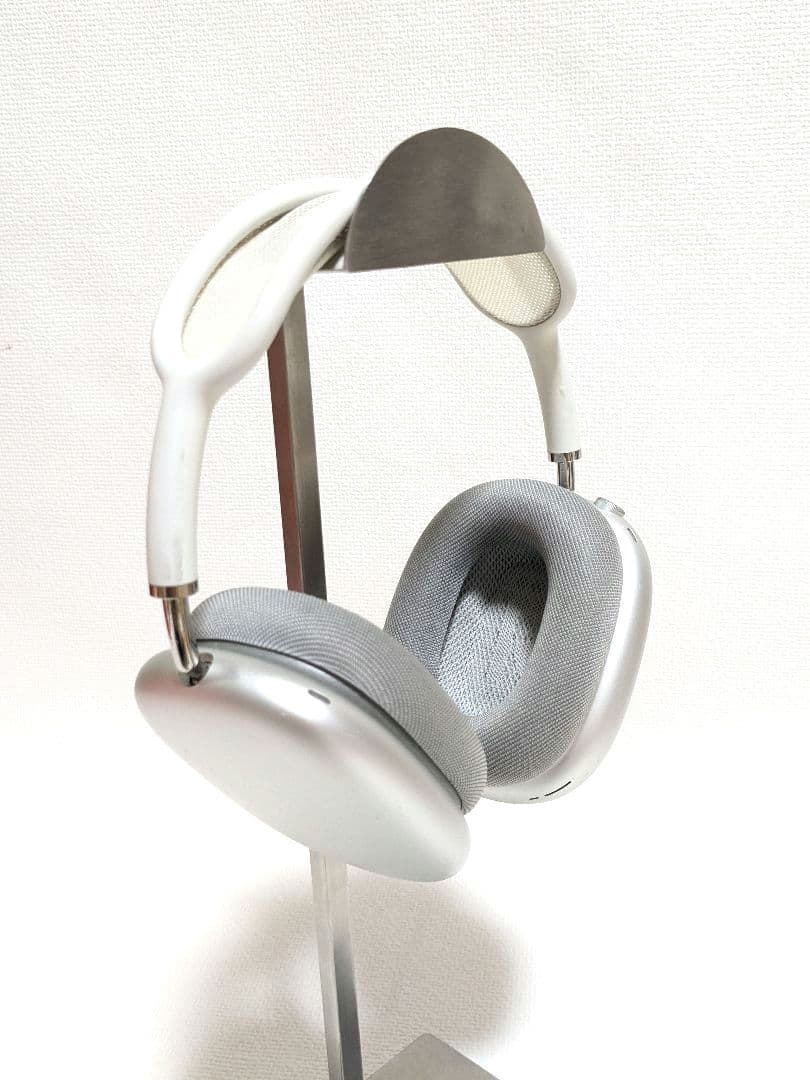 美品　AirPods Max A2096 2024年　シルバー色