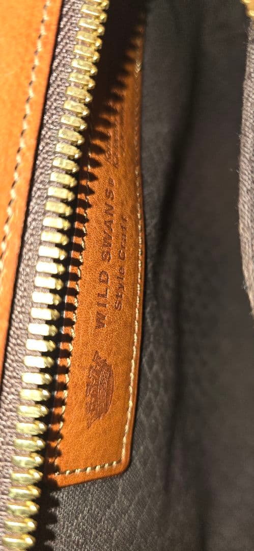 WILDSWANS COLLIER ボディバッグ