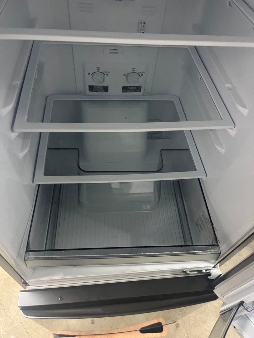 女性オーナー三菱　冷蔵庫2023年製146ℓ T