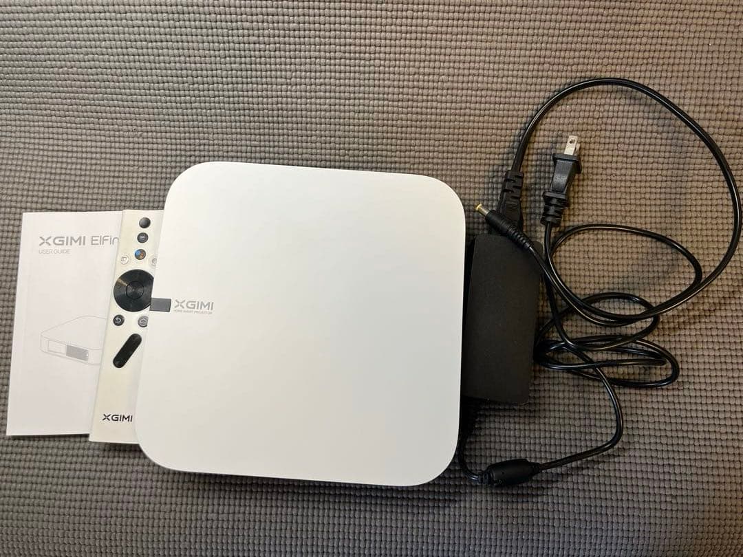 XGIMI ElFin 家庭用ミニプロジェクター Manfrotto三脚付き