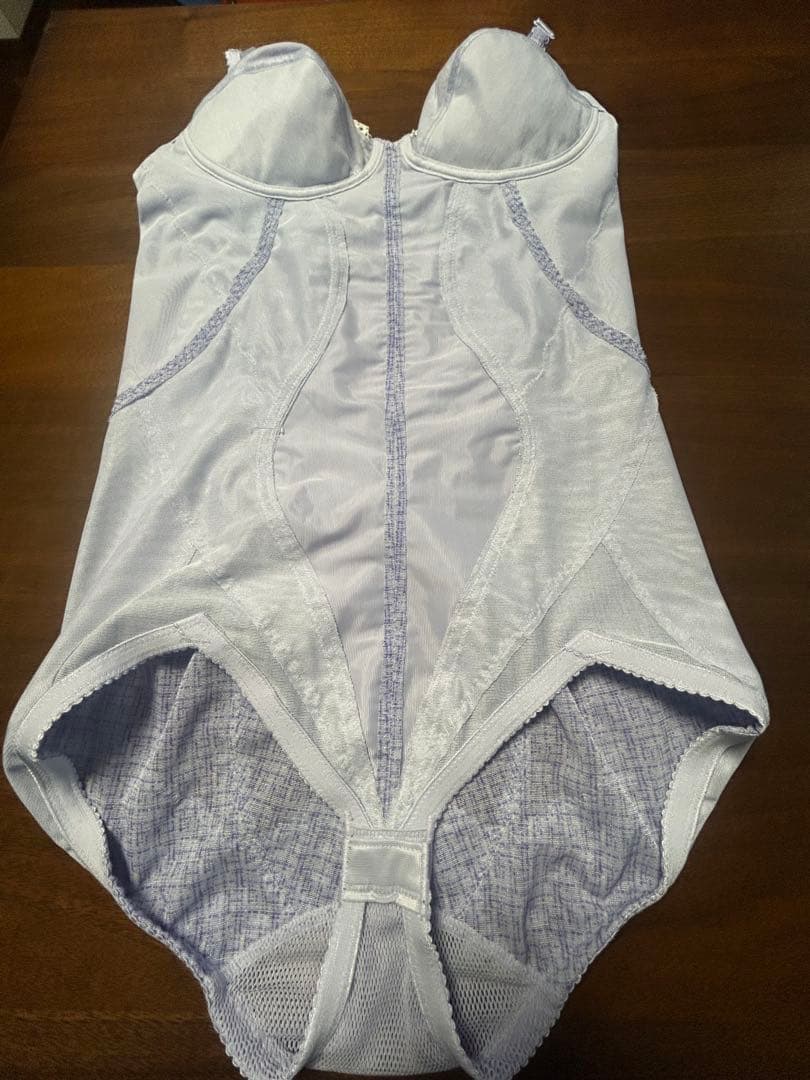 ダイアナ　ボディスーツ　AA95EL