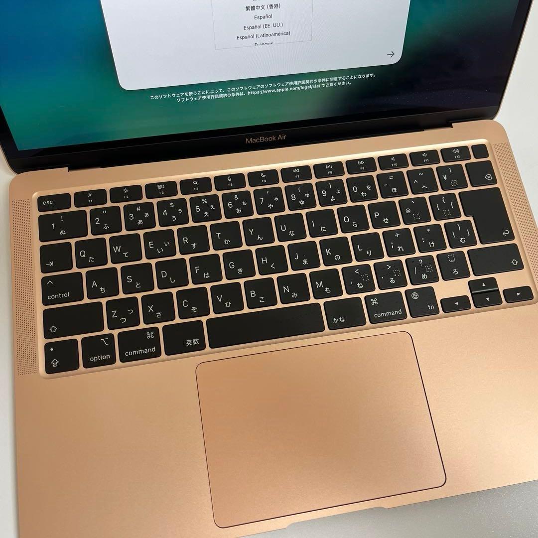オフホワイトMacBook Air/M1/13インチ/8GB/256GB