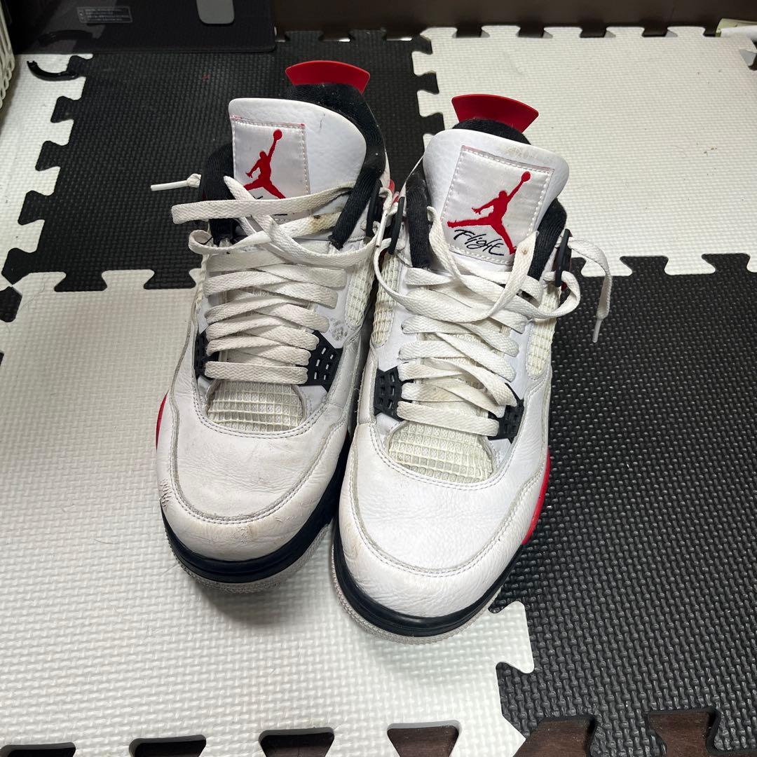 Air Jordan 4 ホワイト/レッド/ブラック