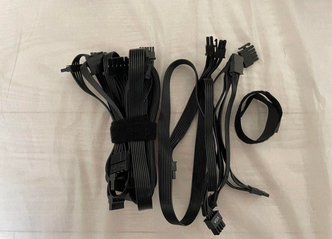 Hydro GT PRO ATX3.0（PCIe5.0）1000W 電源