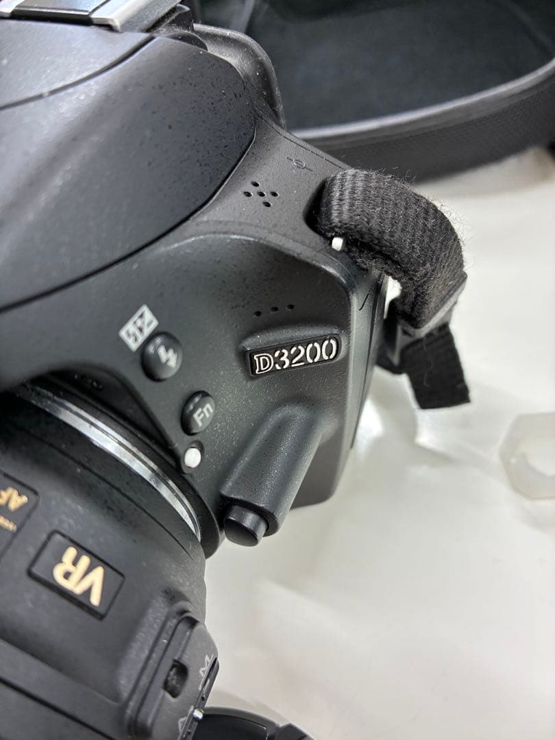 Nikon ニコン D3200 デジタル一眼レフカメラセット【フラッシュ故障？】