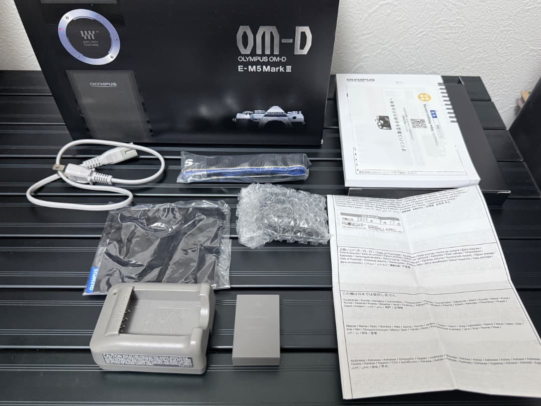 OM-D E-M5 Mark III ボディ ブラック