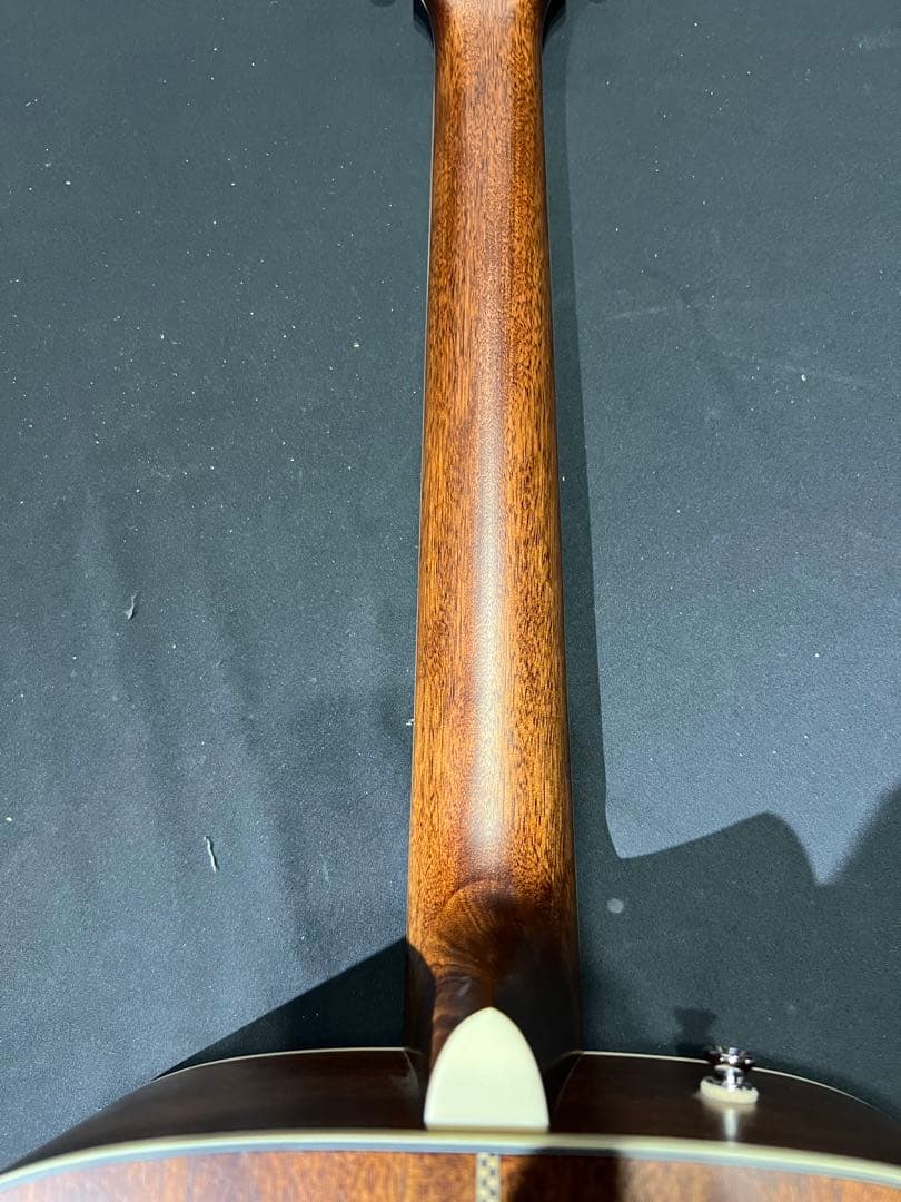 Fender PM-1 パラマウントシリーズ　オールマホガニー単板　ハードケース