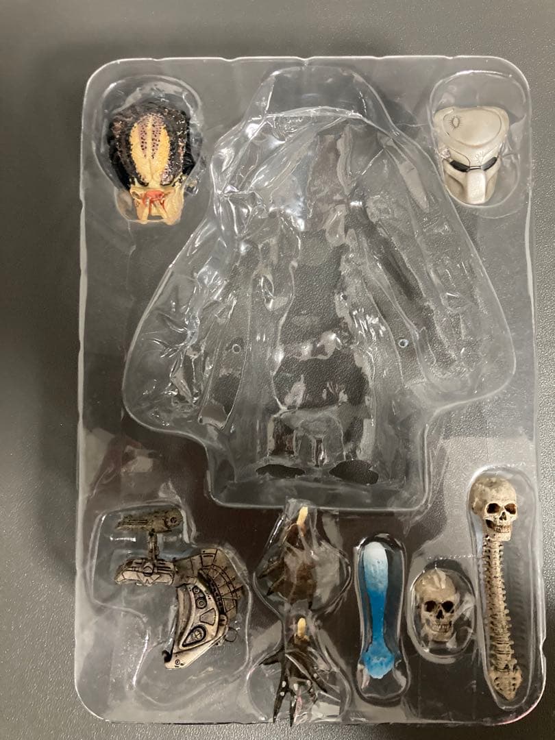 ネカ　NECA ジャングルハンター　プレデター