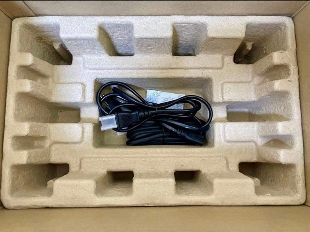 新品•未使用　国内正規品　Marshall スピーカー ActonⅢ ブラウン