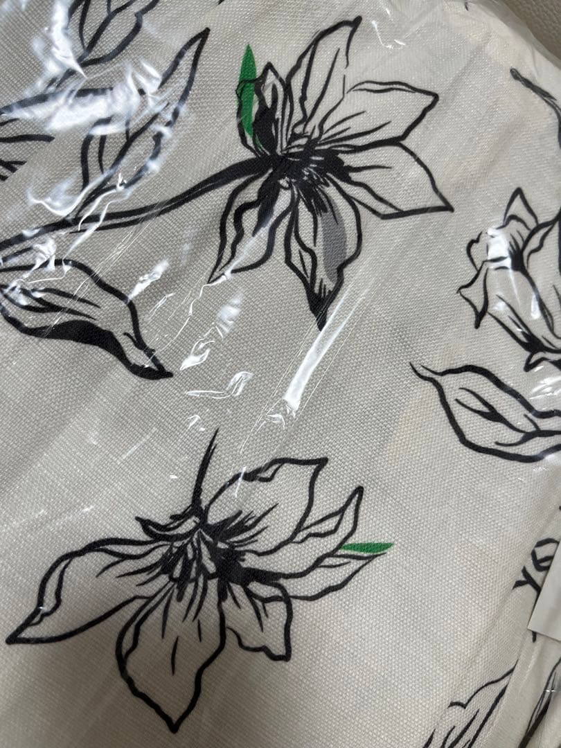 浴衣の4点セット送付 帯2種類とヘアピン？付き　新品　ワンピース浴衣　神戸レタス