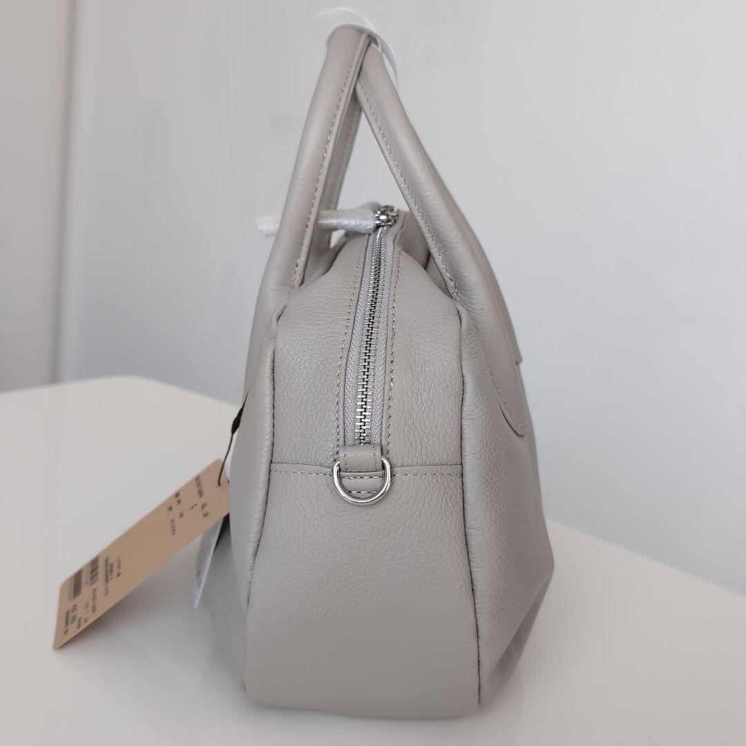 BEARDSLEY ライトグレー ラウンドミニボストンバッグ