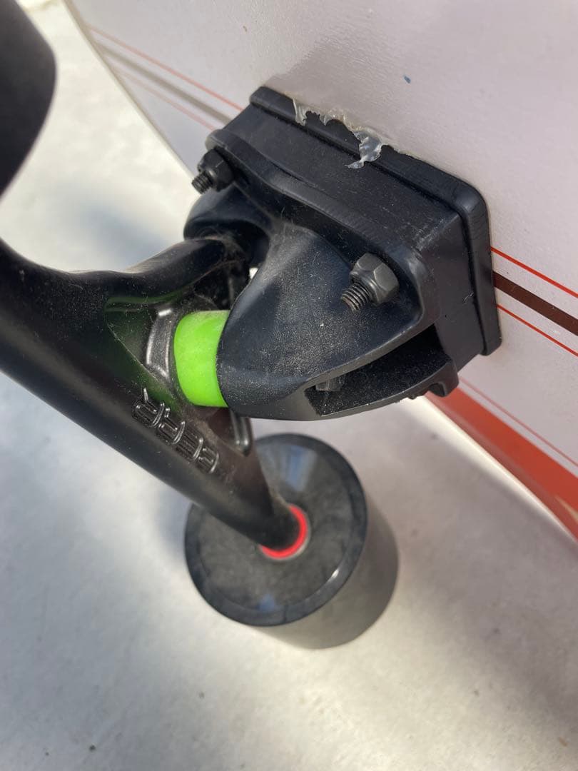 Kahuna Creationsロングスケートボード