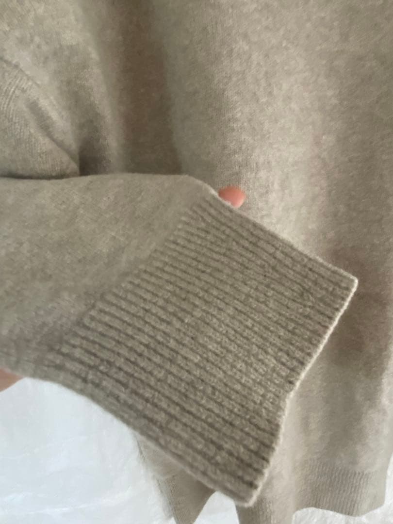 N〜さま　えみおわす　ウルグアイウールセーター