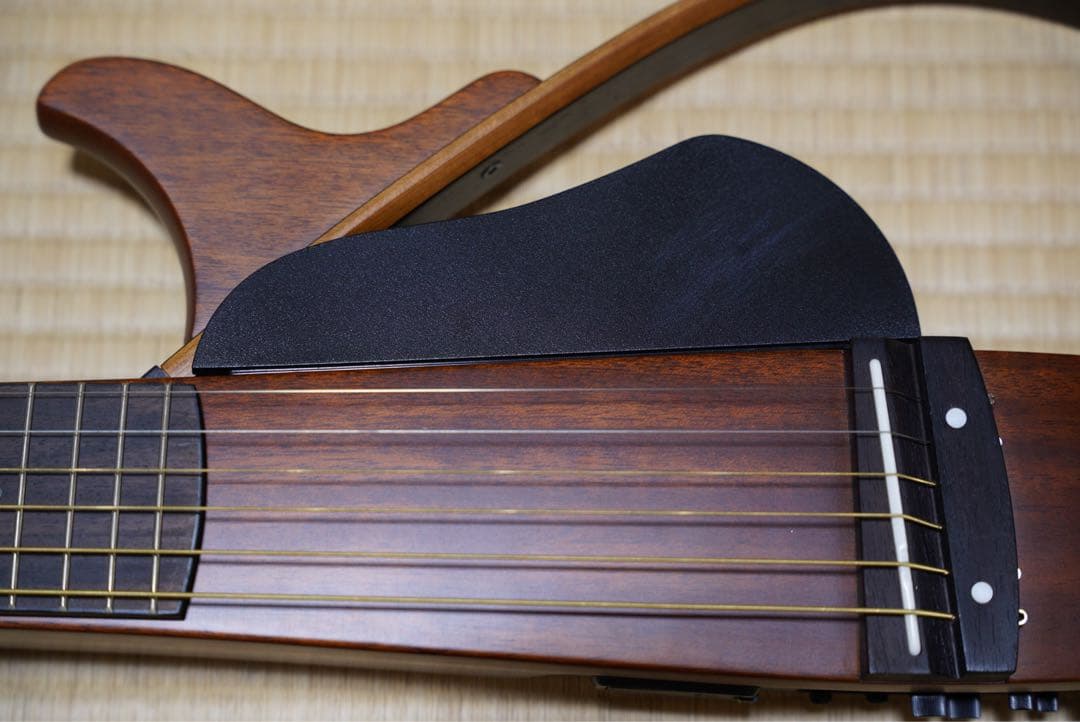 ヤマハ　サイレントギター　SLG200S/NT