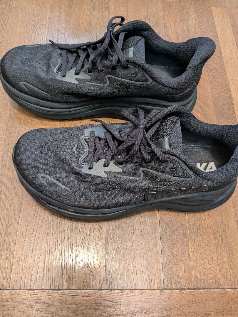 HOKAクリフトン10 ワイド　27.5センチ