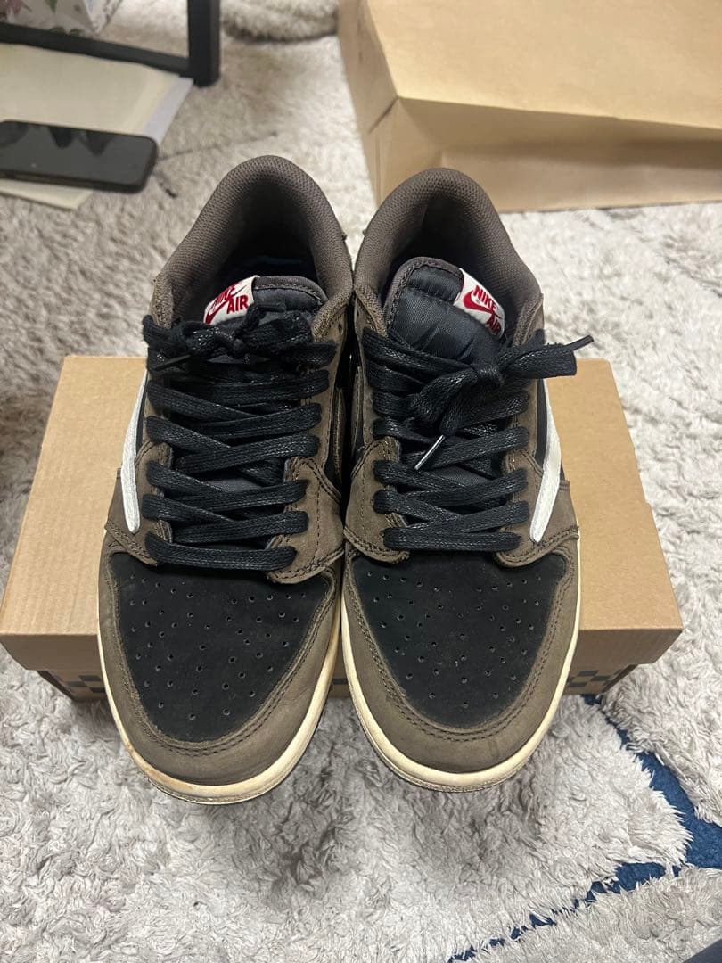 NIKEナイキ×トラビススコットtravis ダークモカ　スニーカー