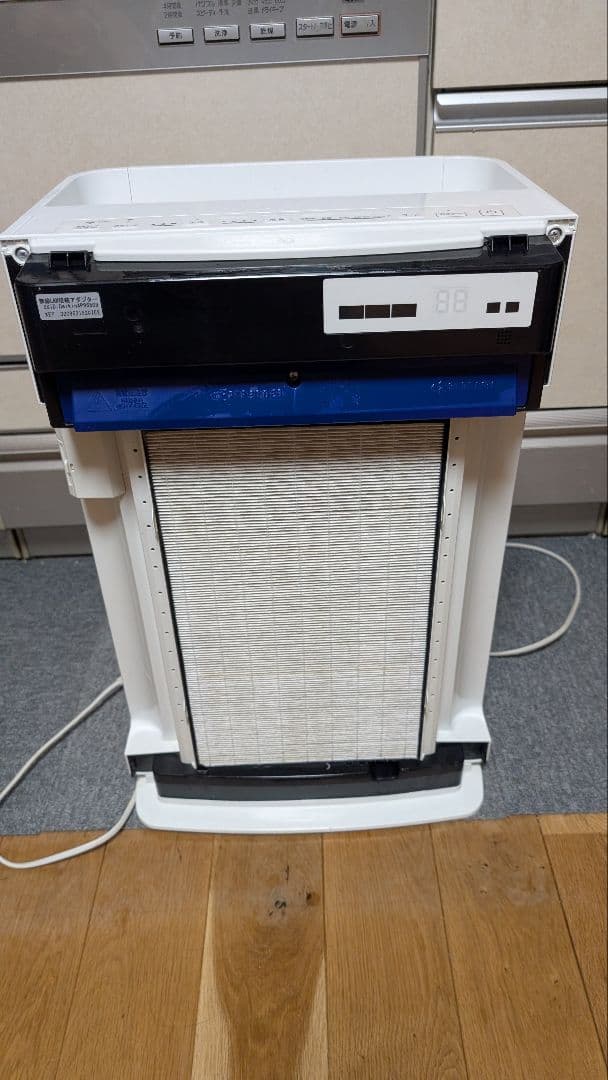 【美品】ダイキン 加湿空気清浄機 MCK70UKS-W 2018年製