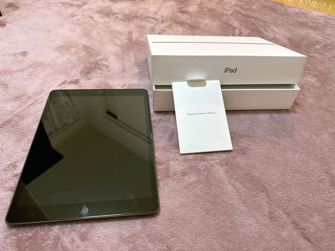 【美品】iPad 第7世代＋Magic Keyboardバッテリー100%