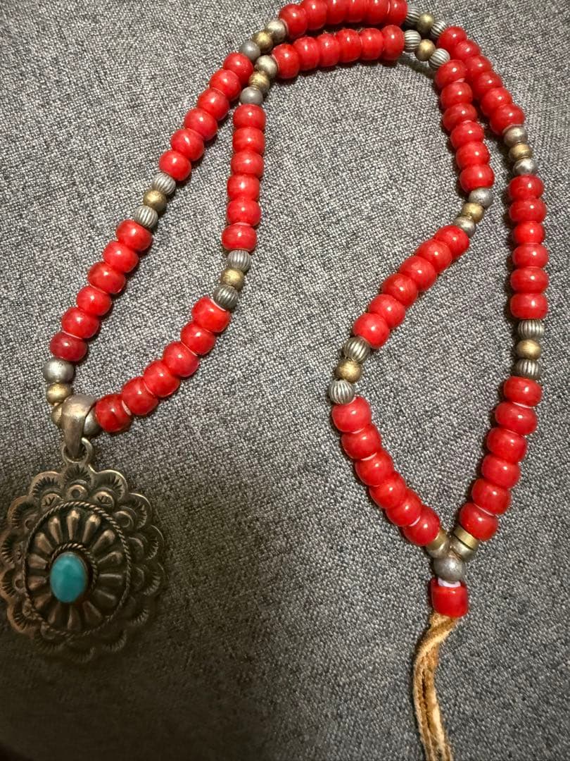 悪魔ちゃん！専用　SAADネックレス　ターコイズ　ホワイトハーツビーズ