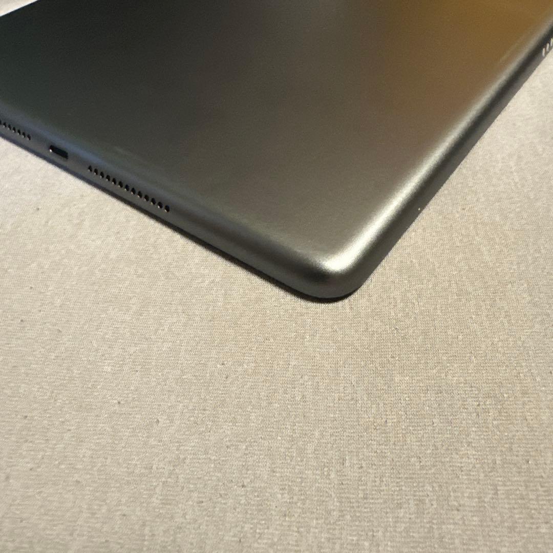 Apple iPad 第9世代 64GB バッテリー98% SiMフリー 2