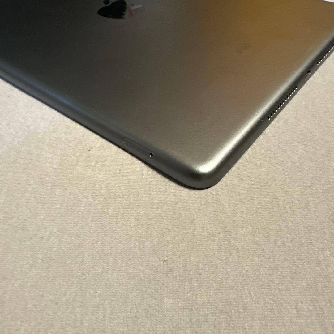 Apple iPad 第9世代 64GB バッテリー98% SiMフリー 2