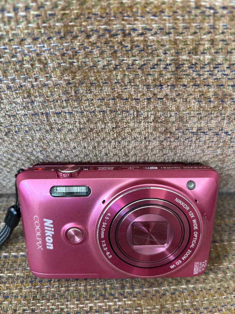 Nikon COOLPIX S6900 グロッシーピンク