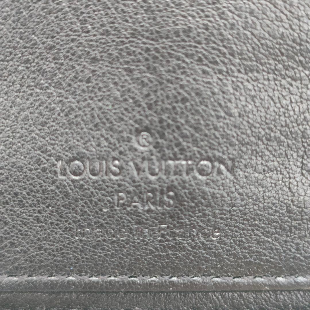 【極美品・現行品】ルイヴィトン トリヨン ジッピー ヴェルティカル ノワール