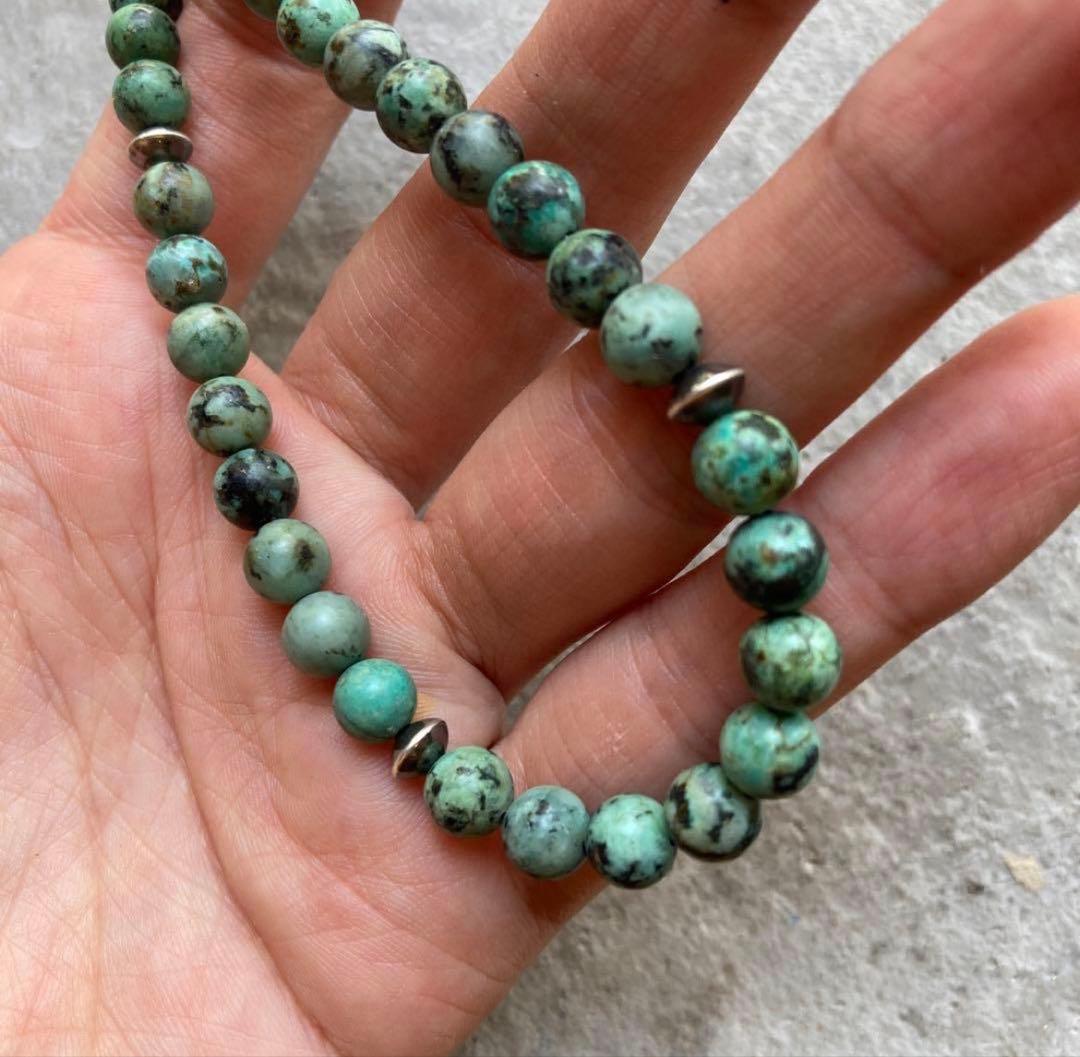 519進化の石アフリカンターコイズとSV925製ナバホパールのネックレス